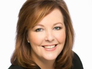 Pamela Mullen Professional Headshot