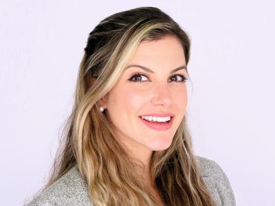 Hannah Kjelvik Professional Headshot