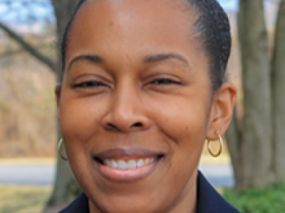 Headshot of Kimbra Danet