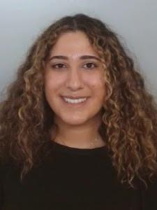 Headshot for Raquel Strauss-Job