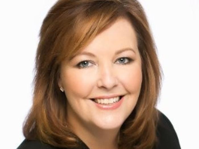 Pamela Mullen Professional Headshot