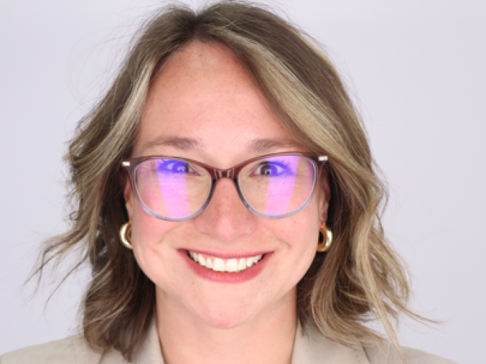 Annie Hess Professional Headshot